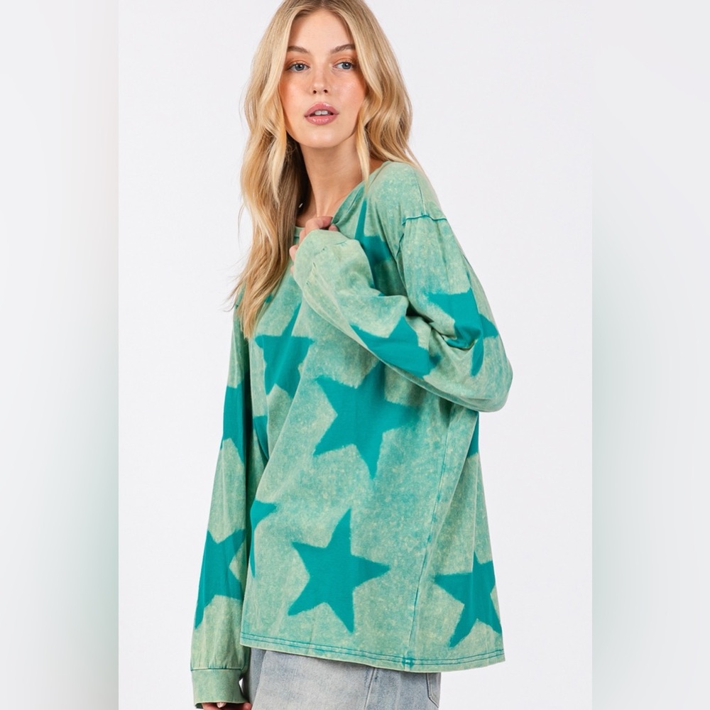 SAGE + FIG Mineral Wash Star Pattern T-Shirt